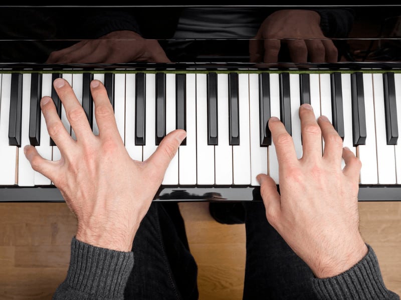 Our Top 10 Gift Ideas For Someone Who Plays The Piano